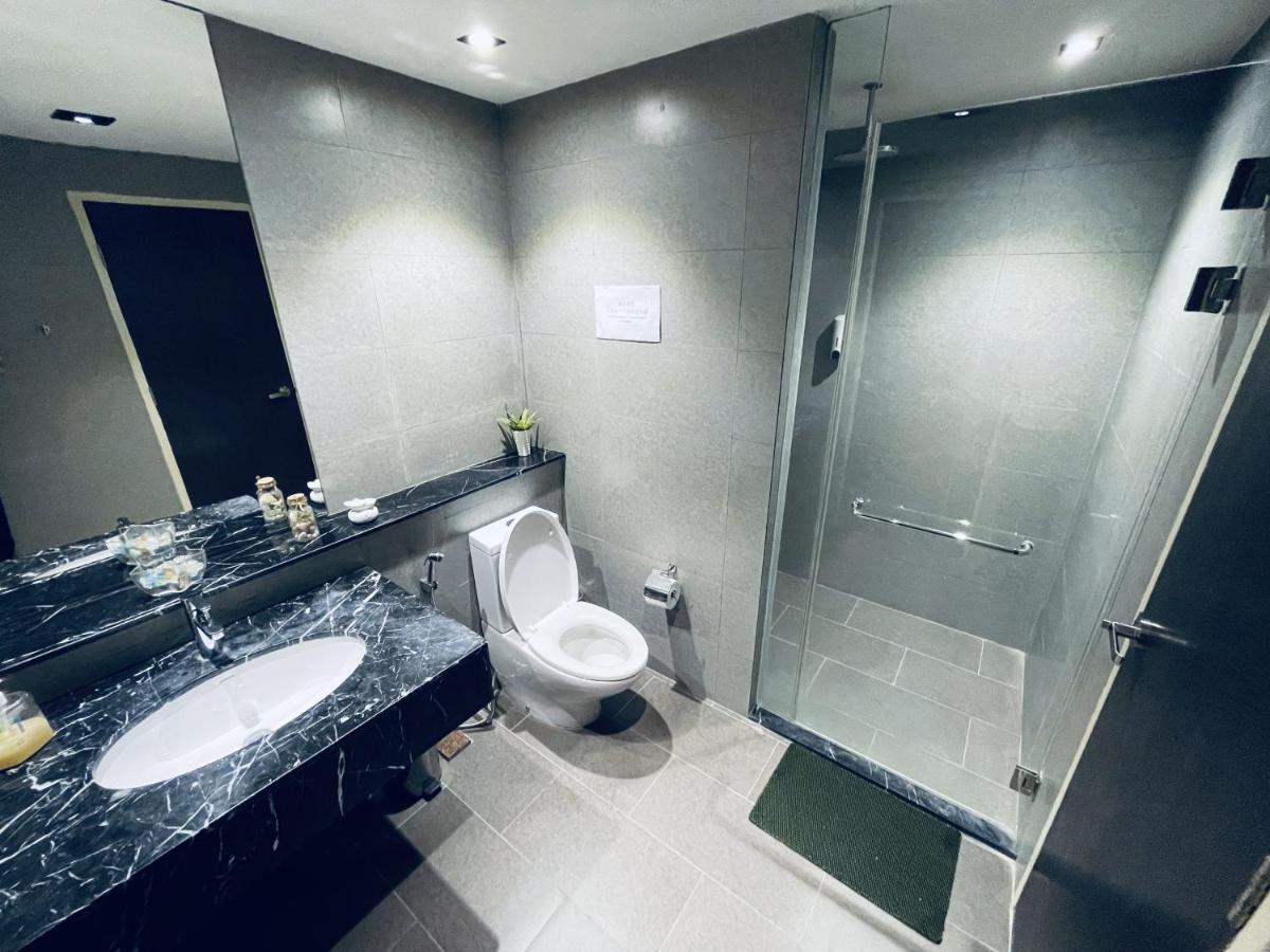 B.Suites 21 كوتا كينابالو المظهر الخارجي الصورة